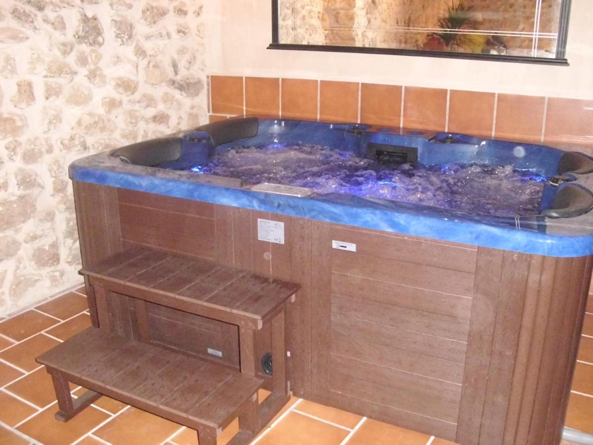Casa Rural Con Jacuzzi Taberna Del Tio Pedro Кабаньяс-де-Полендос Экстерьер фото